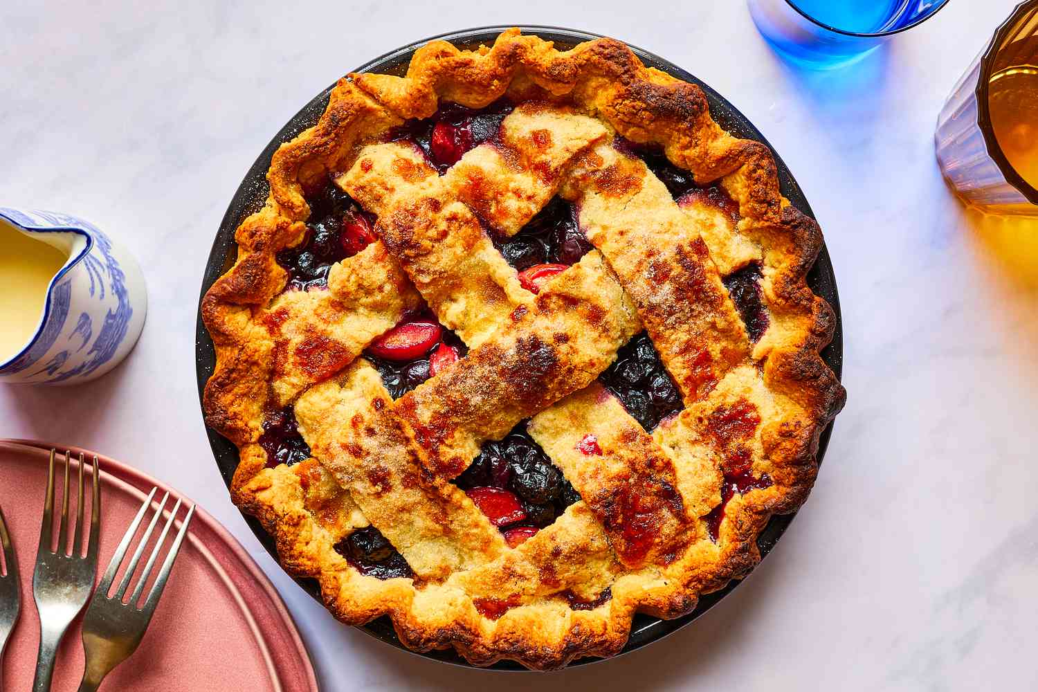 Rustic, Mix Berry Pie Picture